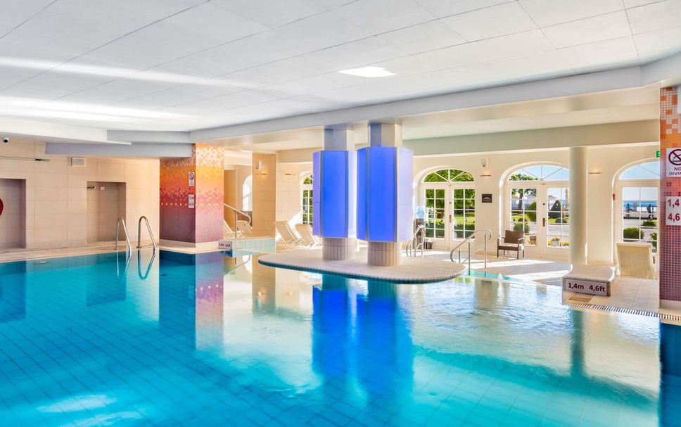 Бассейн Photo