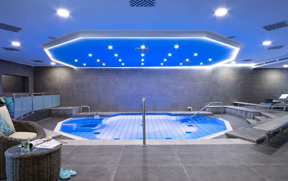 Бассейн Photo